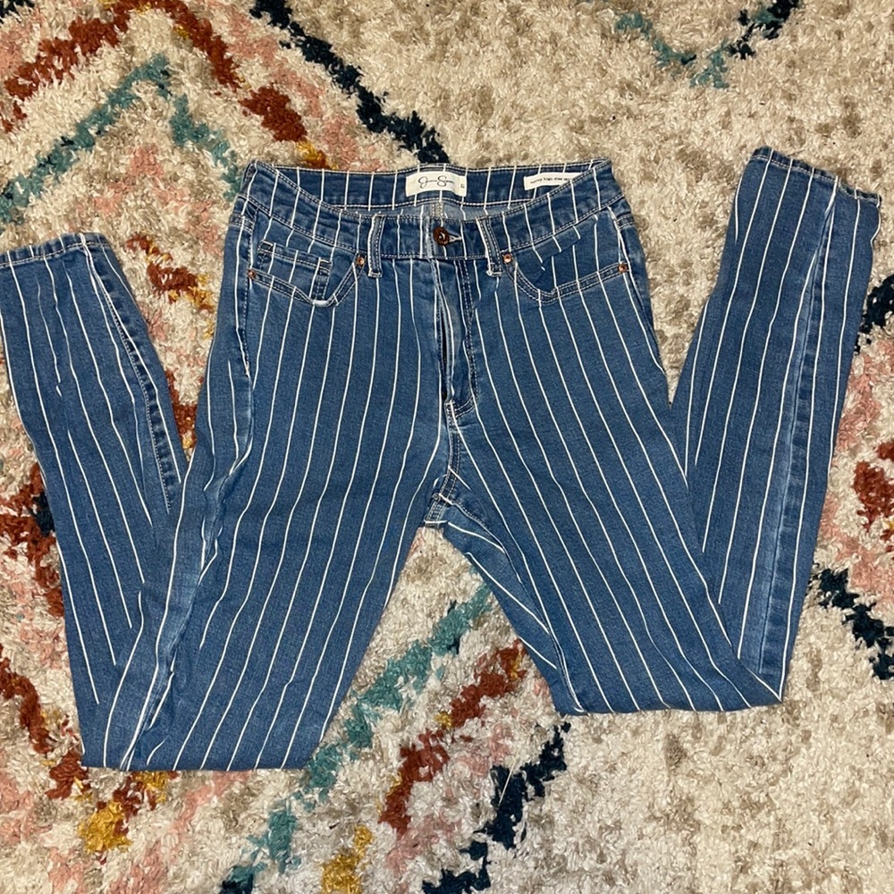 Jessica Simpson Curvy High Rise Skinny Jeans